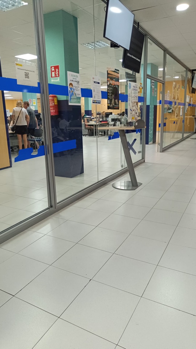 Inside the Extranjería (Foreigners' Office) in Almería